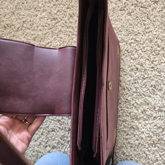 NWT Disturbia Neriene Embroidered Slouchy Shoulder Bag - Picture 8 of 15